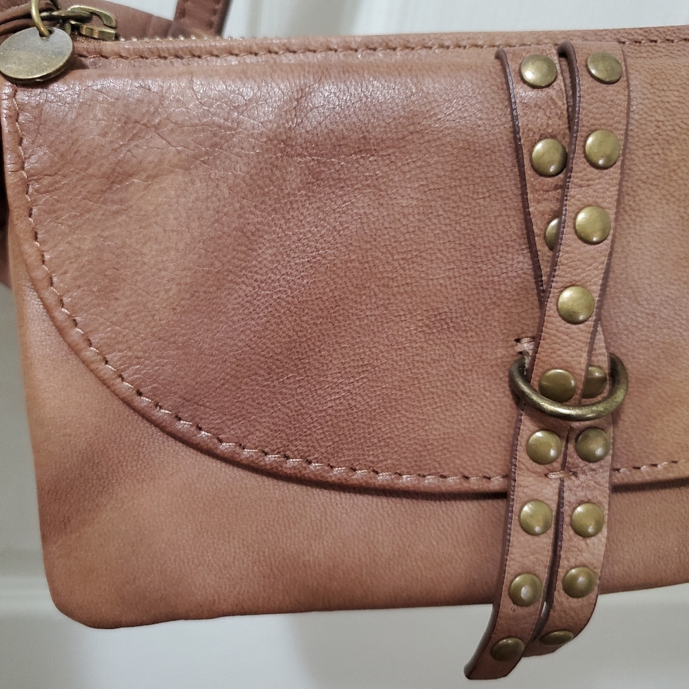 Lucky Raldi Convertible Wallet - Picture 4 of 14